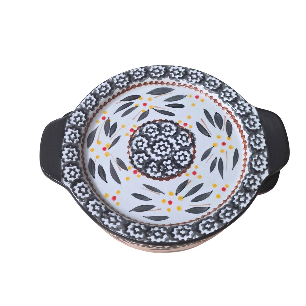 Temp-tations Old World 1.0 QT Round Baker with Lid Trivet Black Floral SQ-768087 - Picture 3 of 9